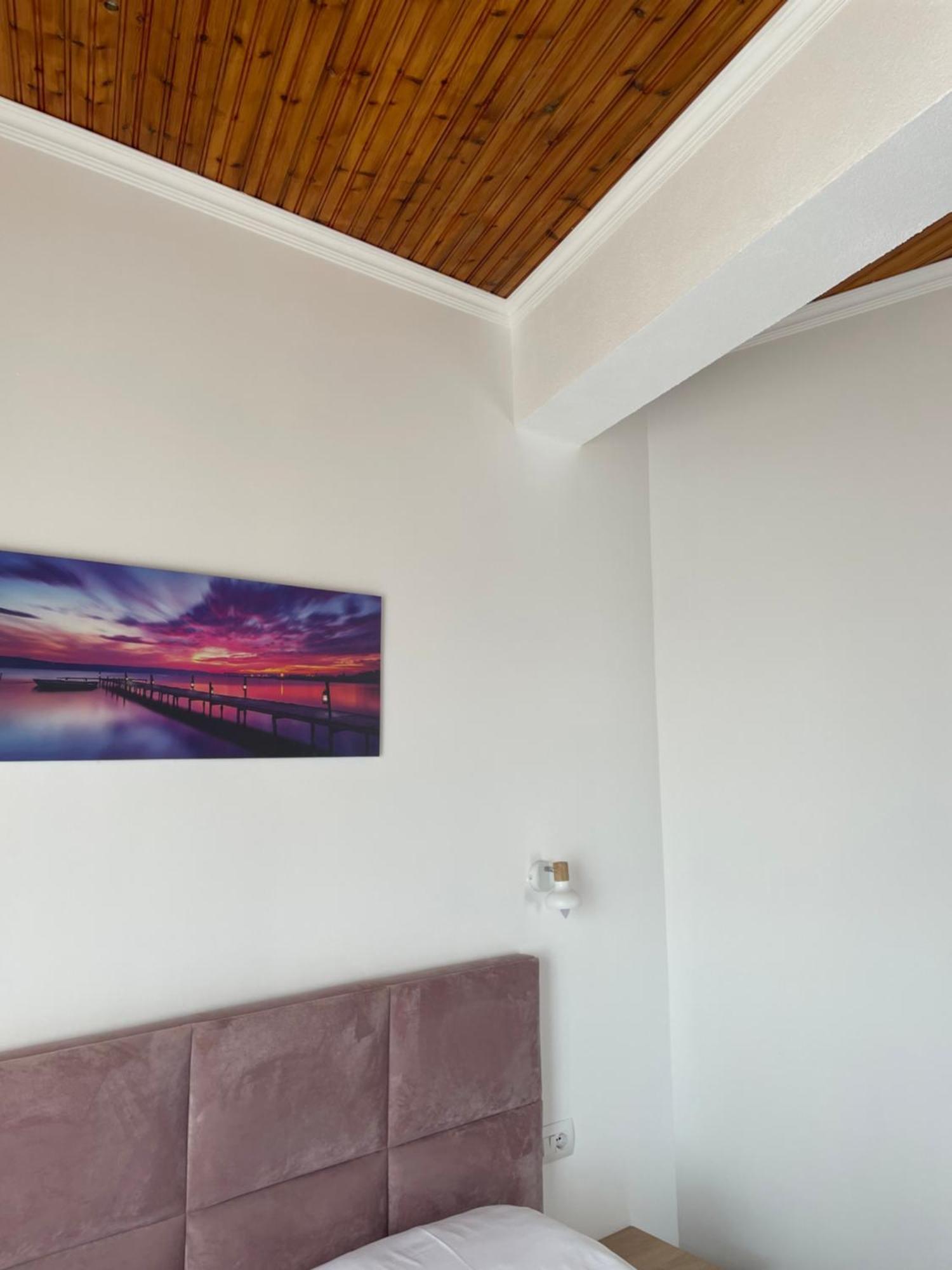 Enma Rooms Krujë Eksteriør billede
